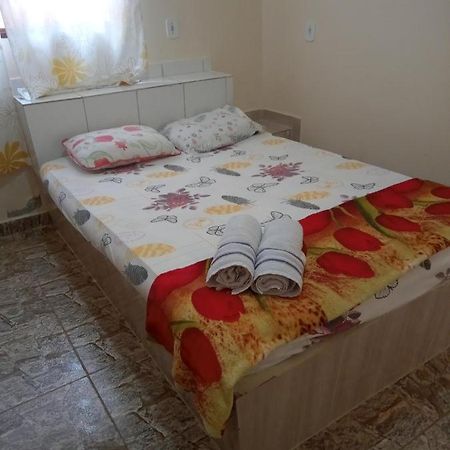 Aparthotel Familia Meireles Luziania Bagian luar foto