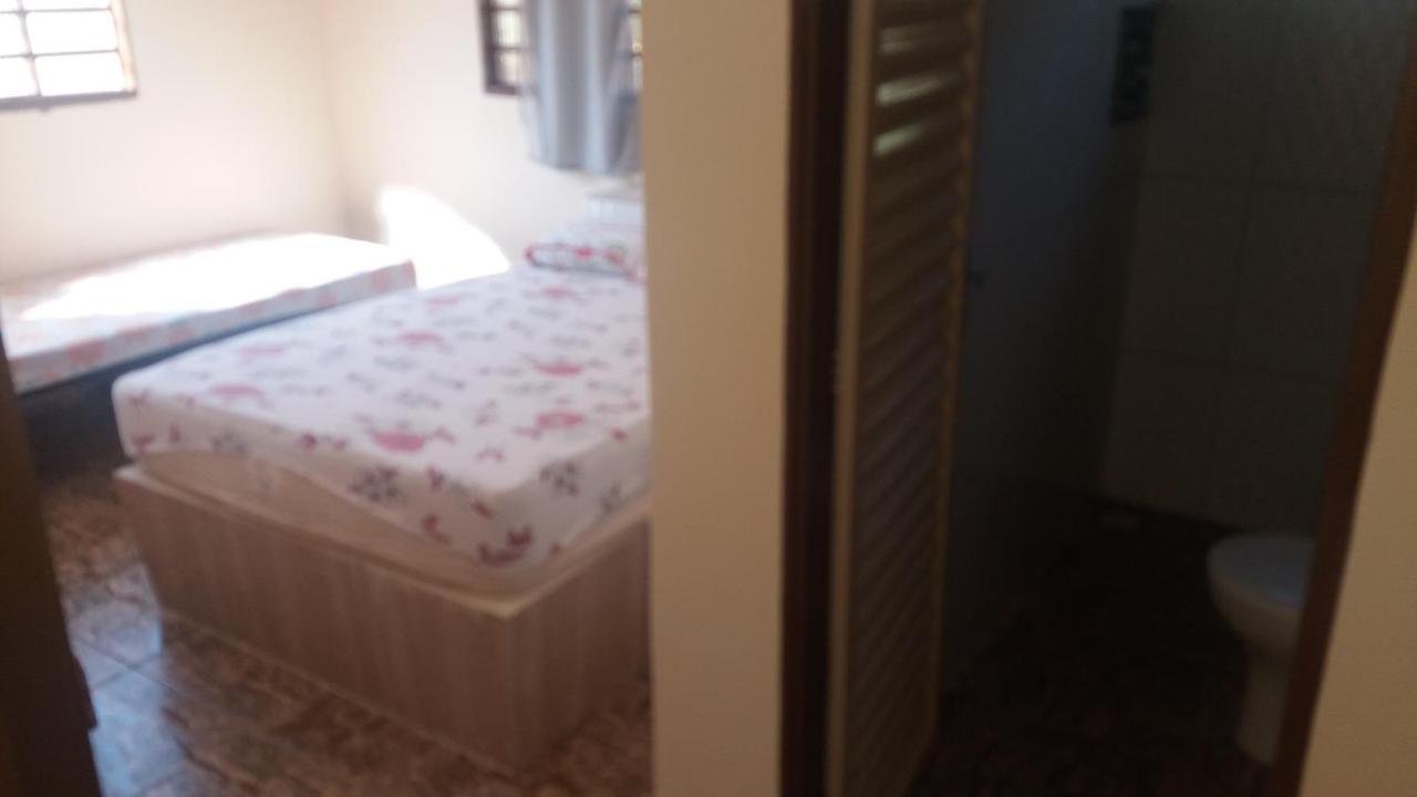 Aparthotel Familia Meireles Luziania Bagian luar foto
